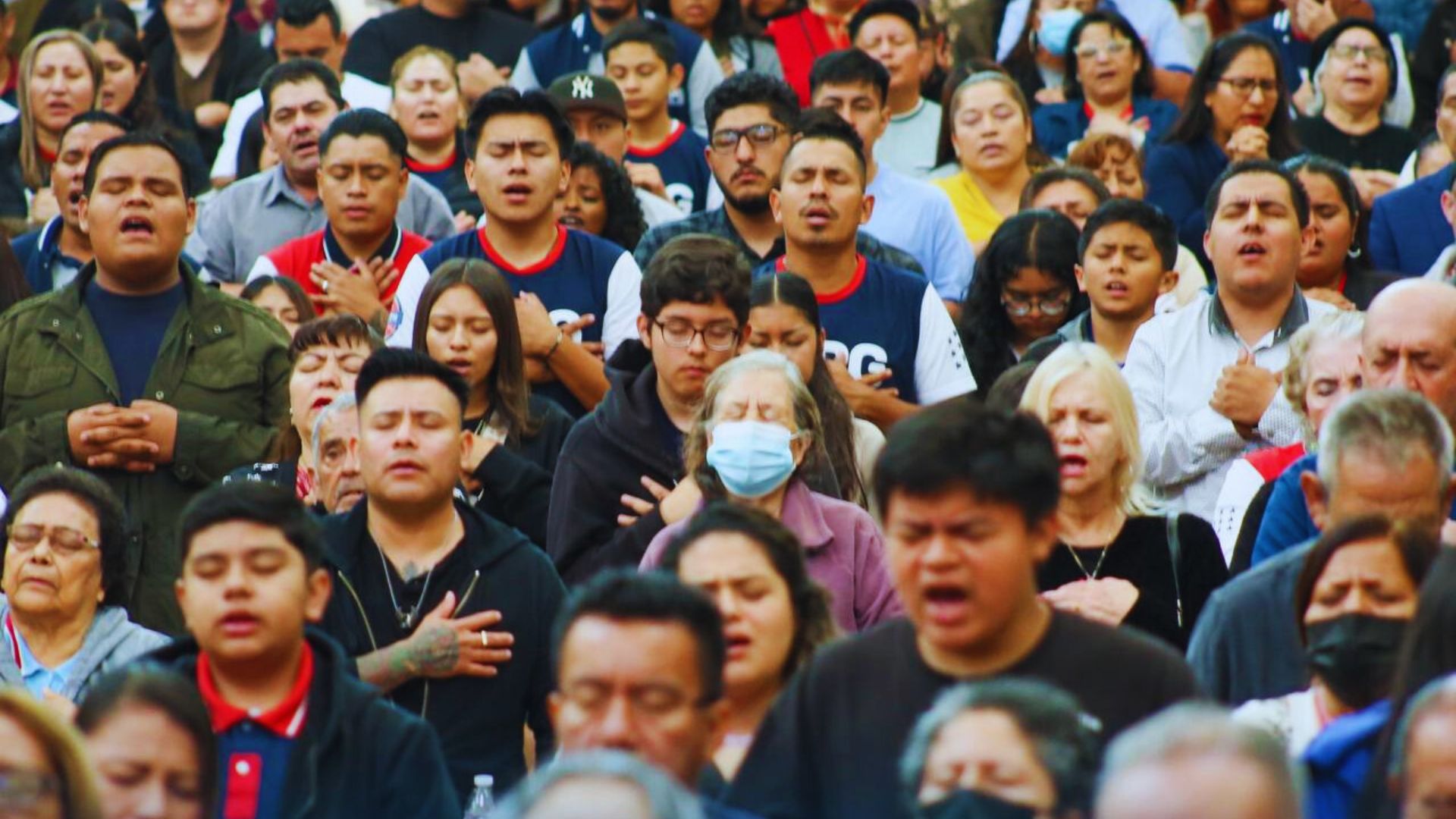Hablaremos sobre el sacrificio de Dios cuando sacrificó a su Hijo por nuestros pecados en la cruz. 