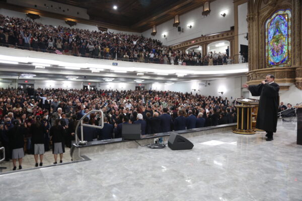 Vigilia del Año Nuevo Obispo Clodomir 2023-2024