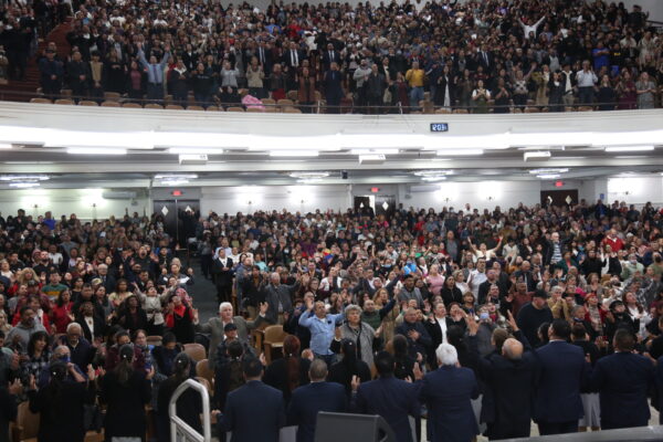 Vigilia del Año Nuevo Obispo Clodomir 2023-2024