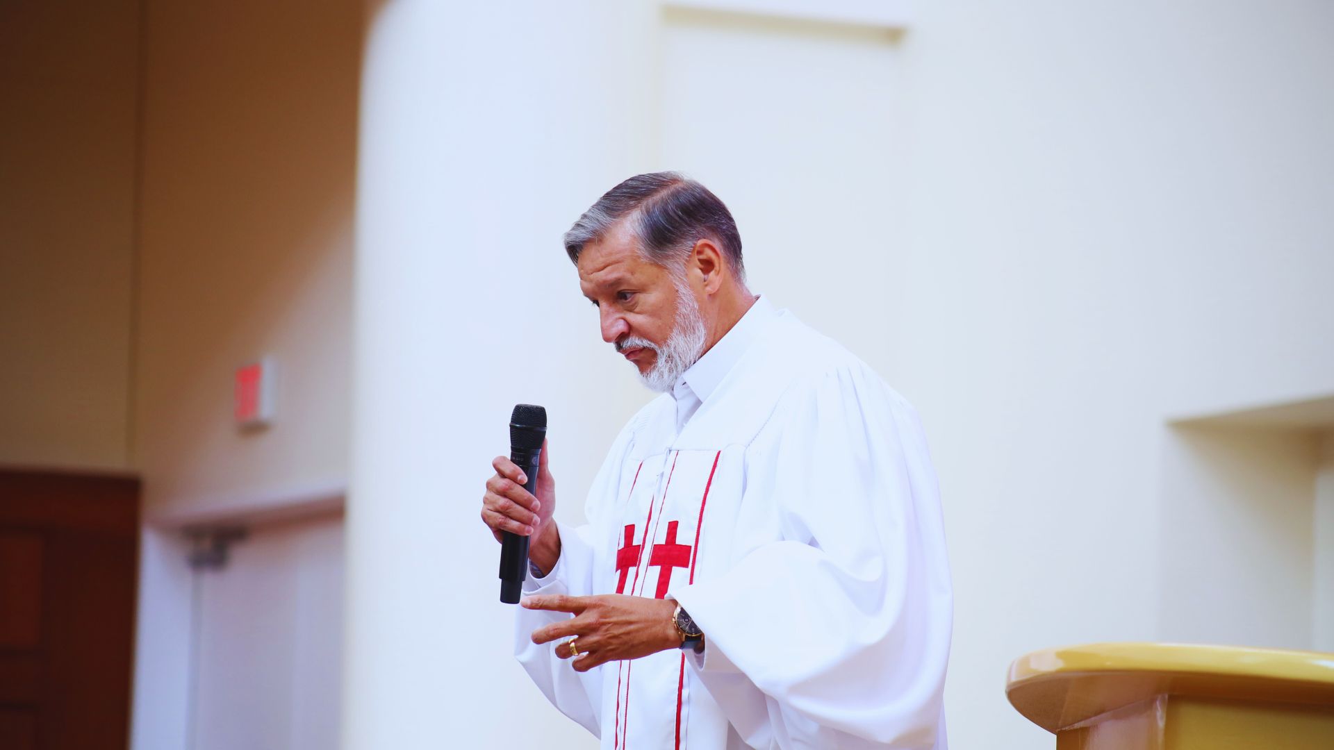 Lea este artículo con mucha atención a los detalles, porque necesitamos entender la importancia de escuchar la Palabra de Dios, ya que la oración solo funciona cuando va acompañada de la fe.